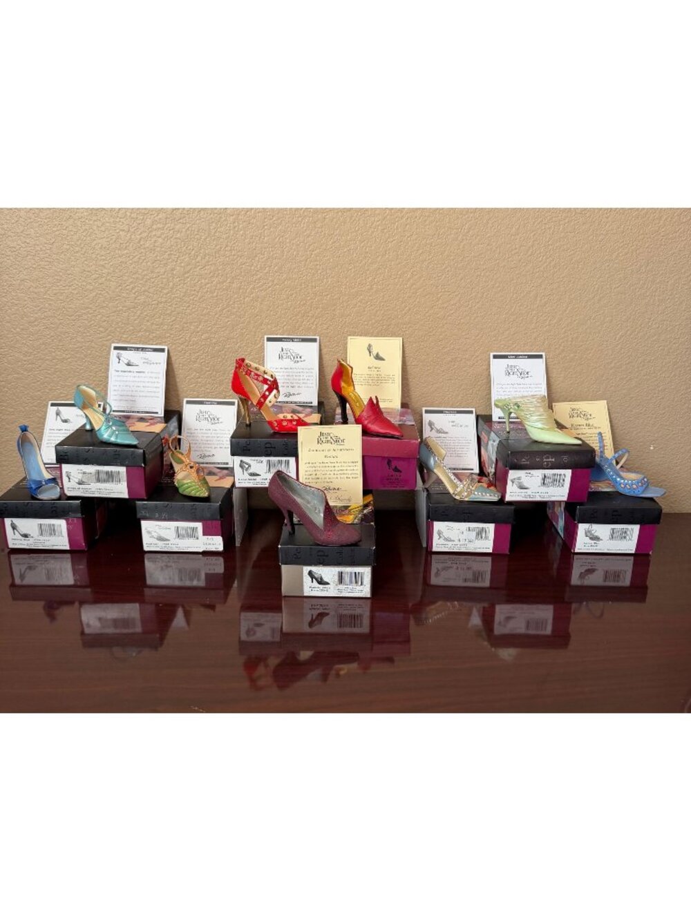 Just the Right Shoe Raine Lot 9 Miniature Shoes Boxes COAs Y2K Collectible